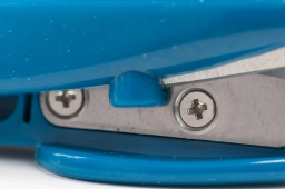 Replaceable blades Replaceable blades